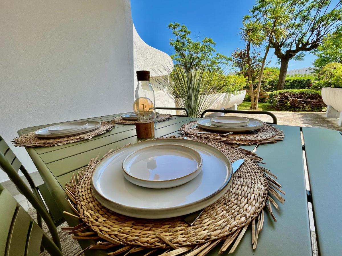 Apartment Le Bali, Exceptionnel P3 Avec Piscine A 2 Min Des Plages , Parking, Wifi Et Climatisation *